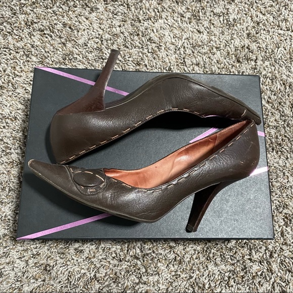 Vince Camuto tumbled leather heel 6.5 - Picture 2 of 5